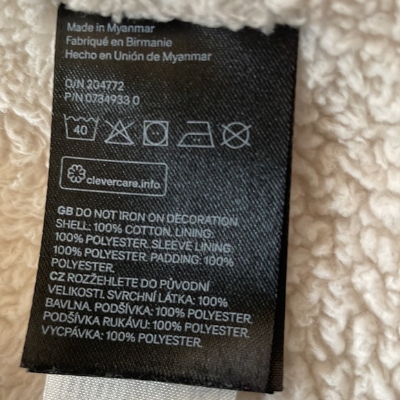 🍁Kids H&M Jacket w/ detachable hood - Picture 7 of 8